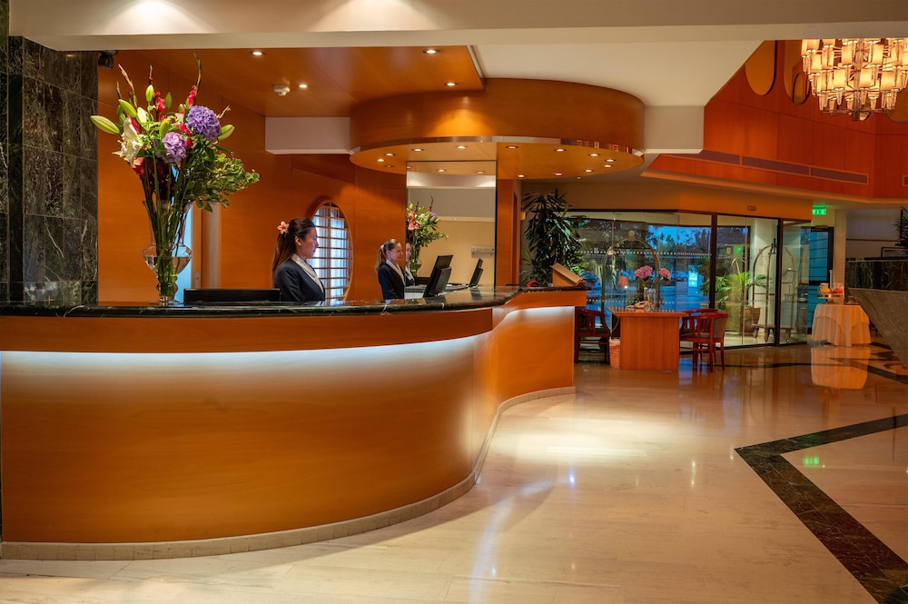 Constantinou Bros Asimina Suites Hotel — Paphos — photo 4