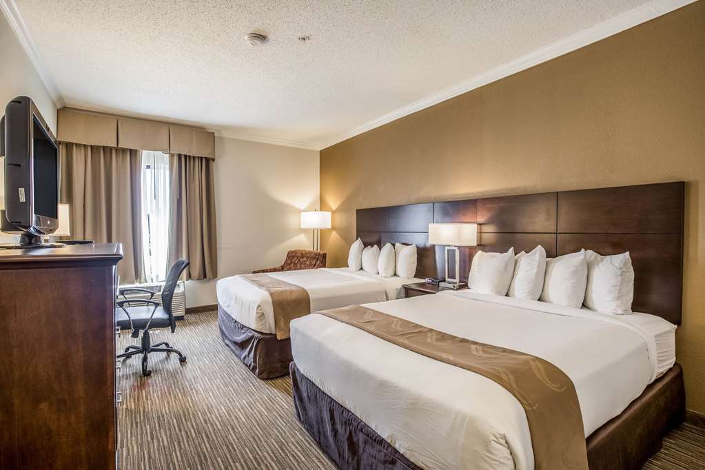 Quality Inn & Suites Seabrook NASA Kemah - photo 16