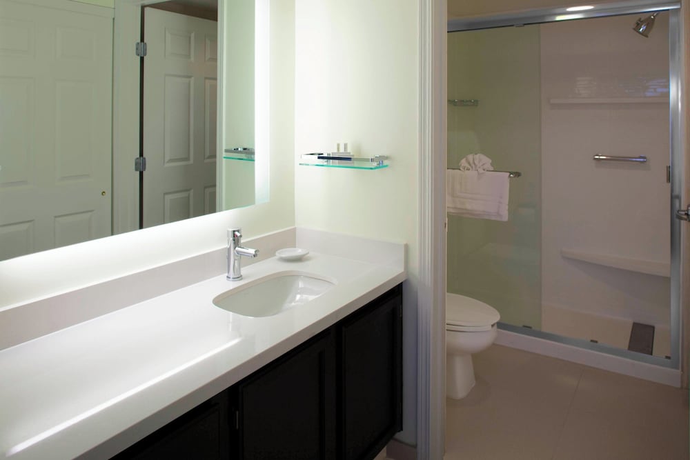Residence Inn by Marriott Cleveland Beachwood - photo 13