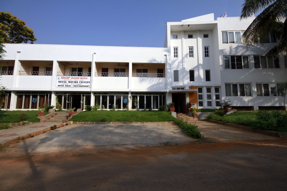 Kstdc Hotel Mayura Kauvery Krs — hotel in French Rocks