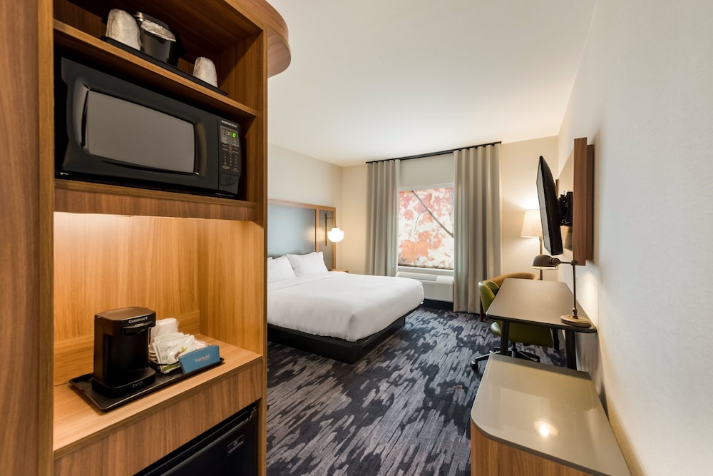 Fairfield Inn & Suites by Marriott Columbus Canal Winchester - photo 4
