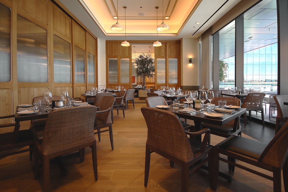 Loews Arlington - photo 49