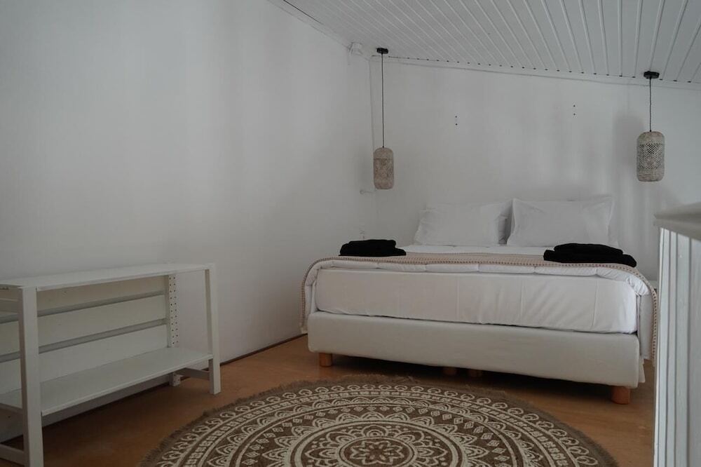 Yi & Thalassa by KHI Collection in Kythnos, Greece