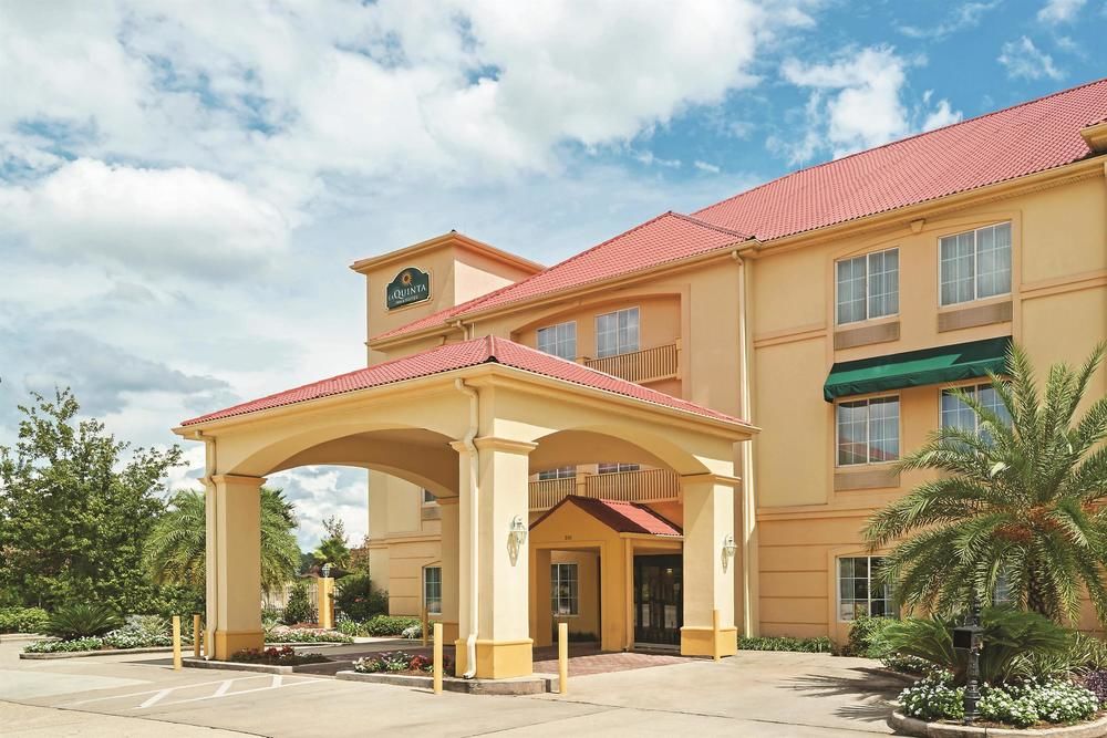 La Quinta Inn Suites Covington — Covington