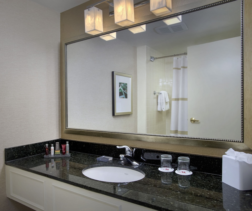 Boston Marriott Peabody - photo 15