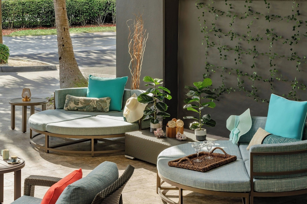Courtyard by Marriott Oceanside Fort Lauderdale Beach - photo 65