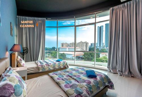 Cozy Home with Spectacular View — 4-Star Luxury Hotel in George Town, Malaysia