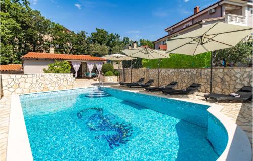 Lovely Apartment In Jadranovo With Wifi — 4-Star Luxury Hotel in Jadranovo, Croatia