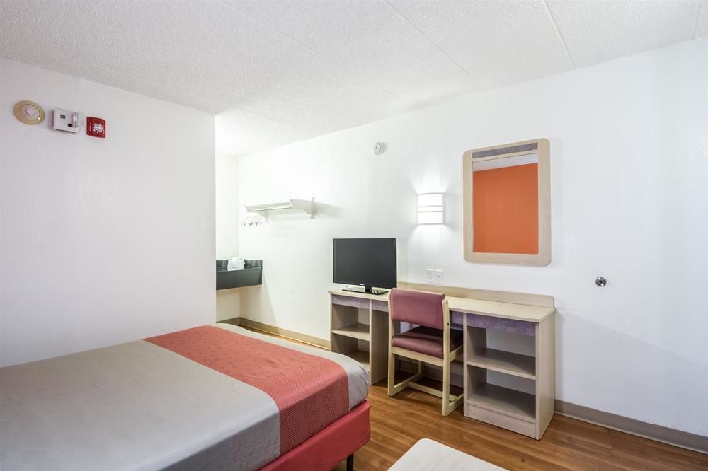 Motel 6 Chicago Southwest Aurora - photo 7