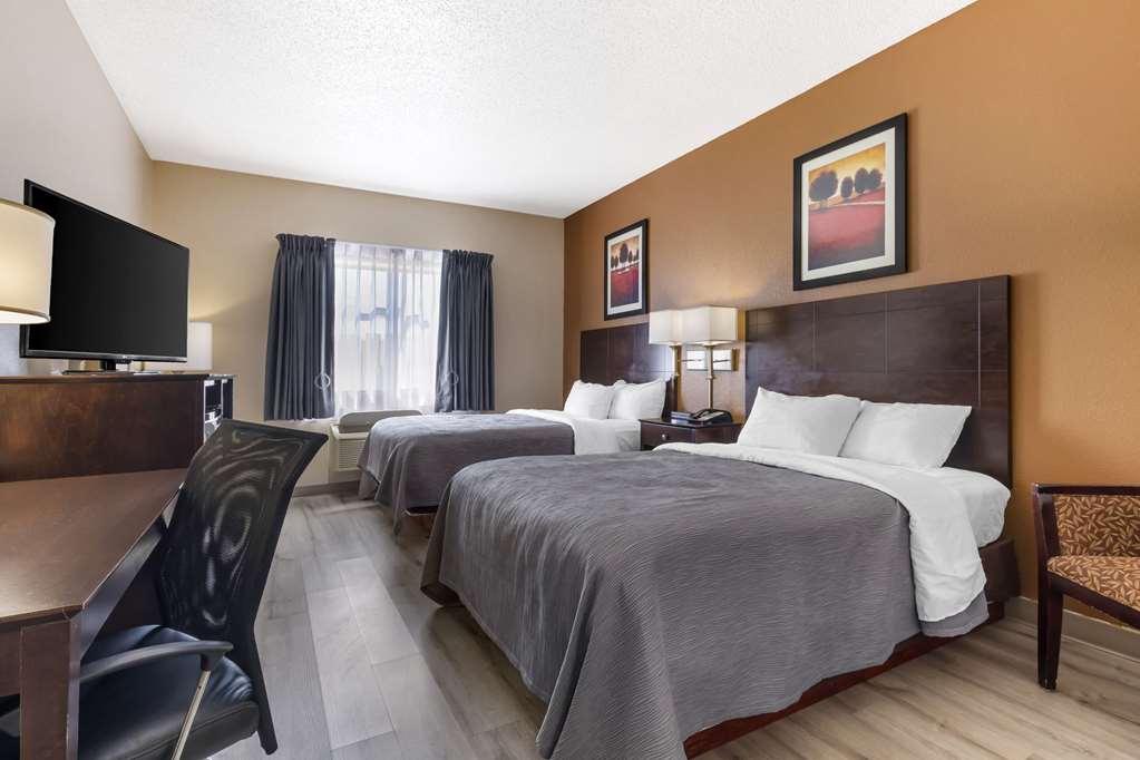 Quality Inn & Suites Wichita Falls I 44 - photo 6