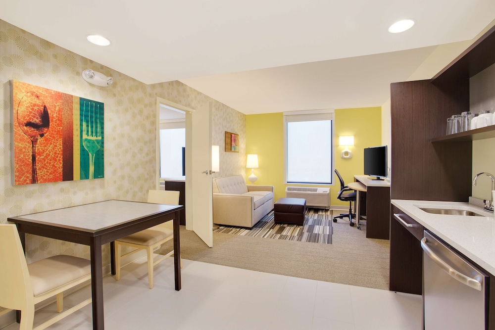 Home2 Suites by Hilton Chicago Schaumburg IL - photo 8