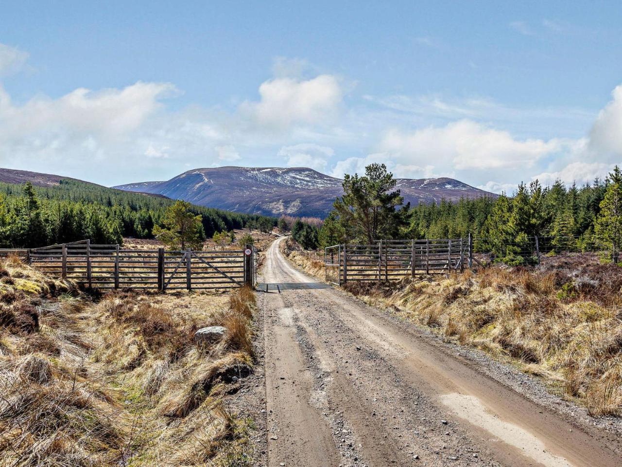 1 Bed in Alness CA232 - last minute hotel in Unknown City