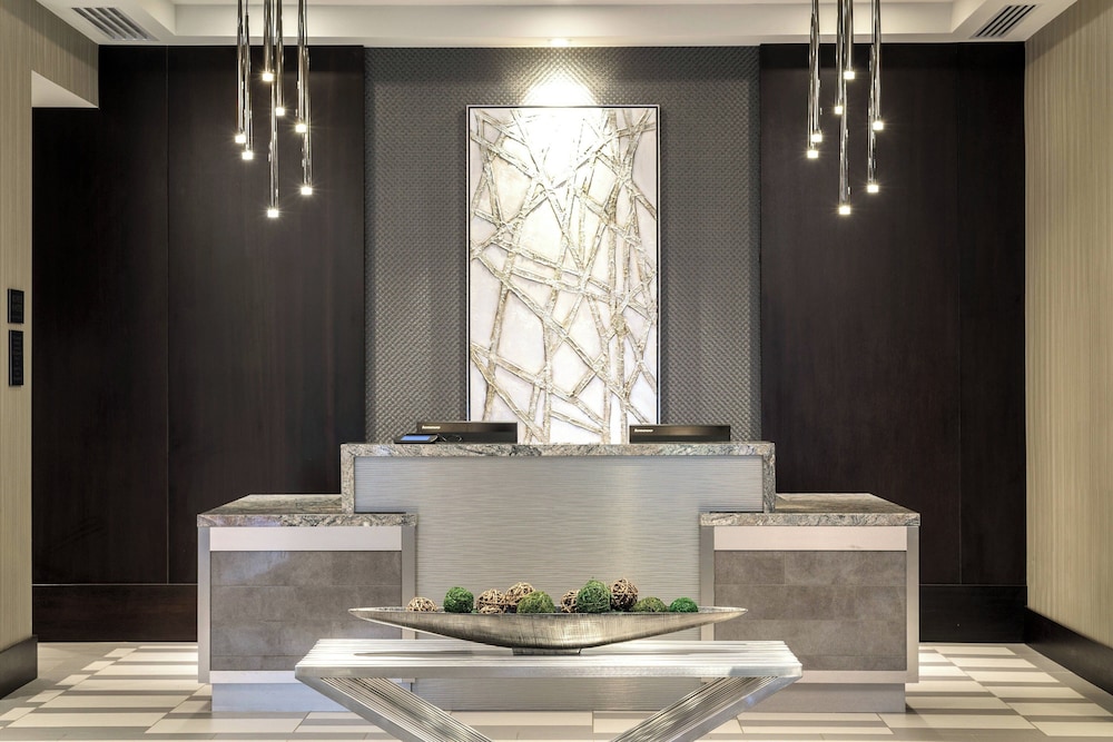 Courtyard by Marriott Edgewater NYC Area - photo 2