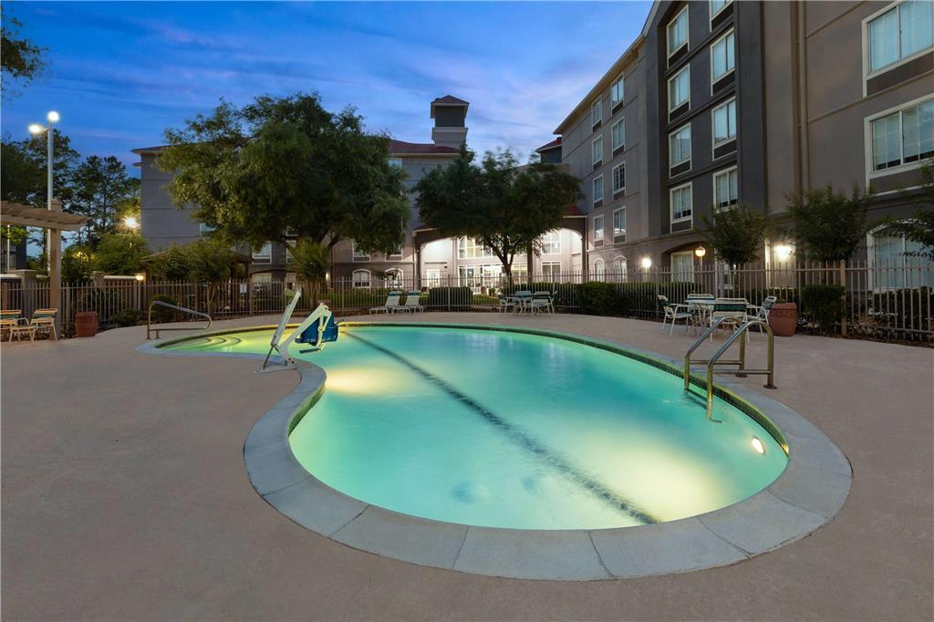 Hotel image of La Quinta Inn & Suites by Wyndham Houston Bush IAH South