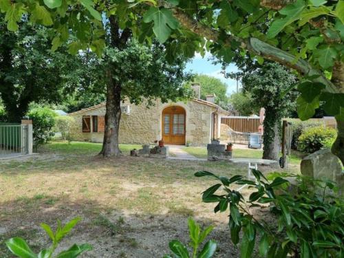 Agreable Maisonnette Entre Ocean Et Vignes — hotel in Vendays-Montalivet
