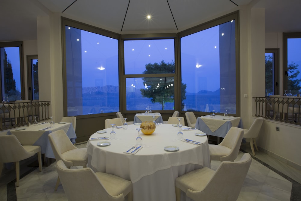 מזון ומשקאות