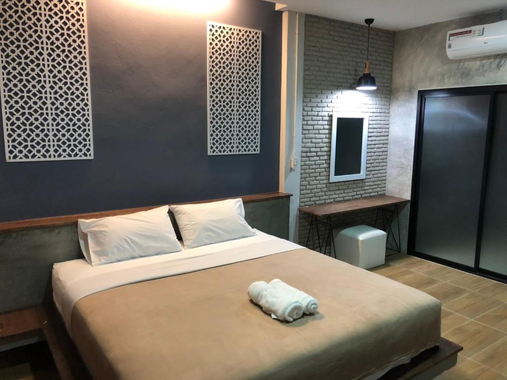The C Hotel — hotel in Amnat Charoen