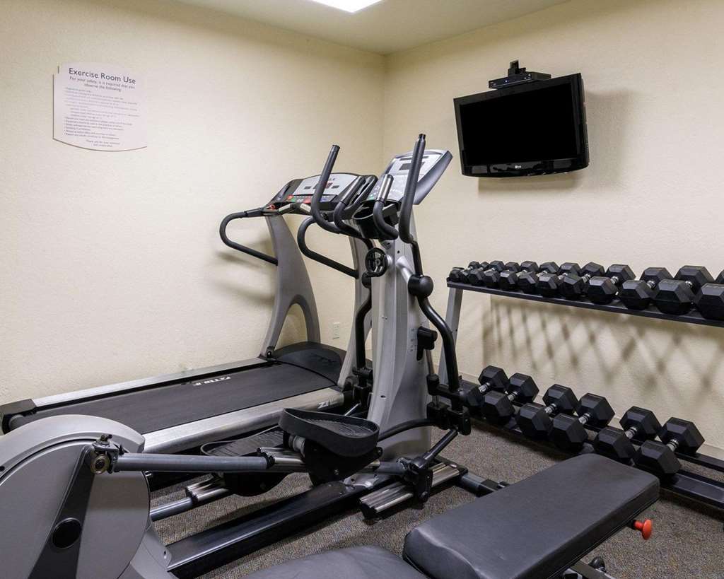 Quality Inn Newark Wilmington - photo 20