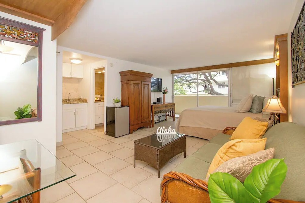Diamond Head Beach Hotel - photo 40