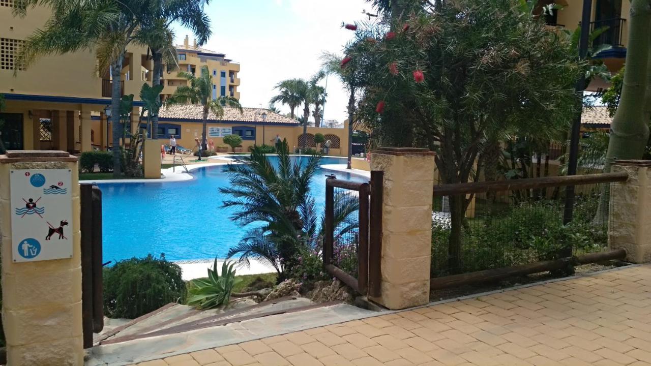 Apartamento Estudio Los Naranjos de Nueva Alcántara — 4-Star Luxury Hotel in Marbella, Spain