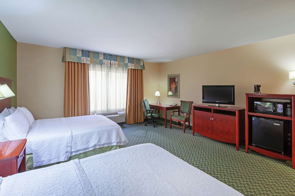 Hampton Inn & Suites El Paso West - photo 22