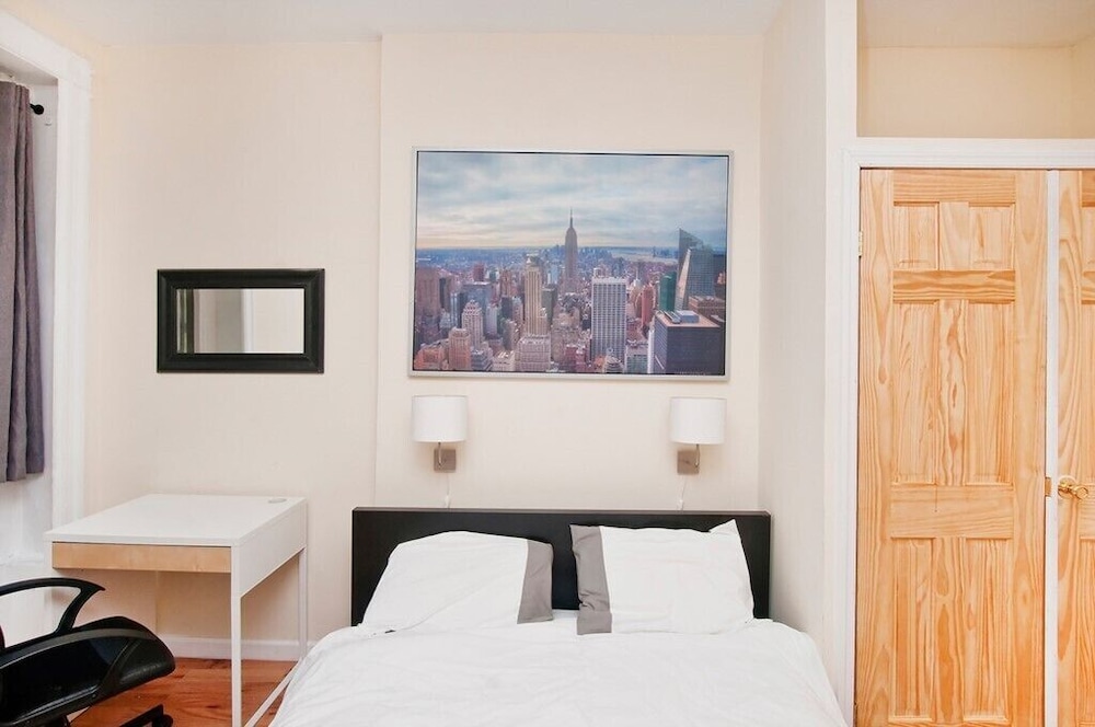 Upscale Newly Renovated 2 BR on Midtown East New York - photo 9