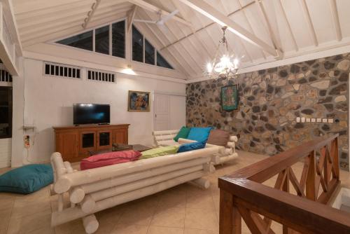 Villa Dinding Batu — Singaraja — photo 3