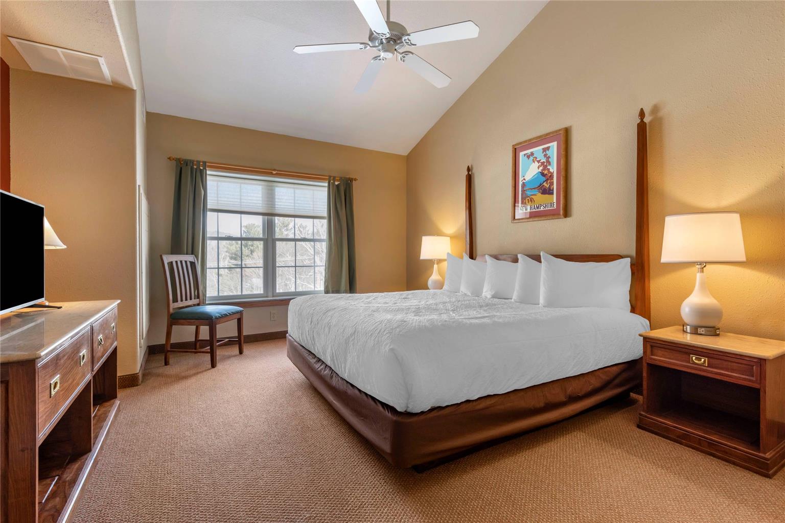 Mountain Edge Suites at Sunapee an Ascend Collection Hotel - photo 25