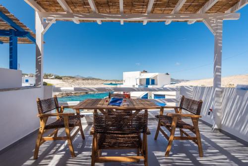 Anemosyrma in Unknown City, Greece