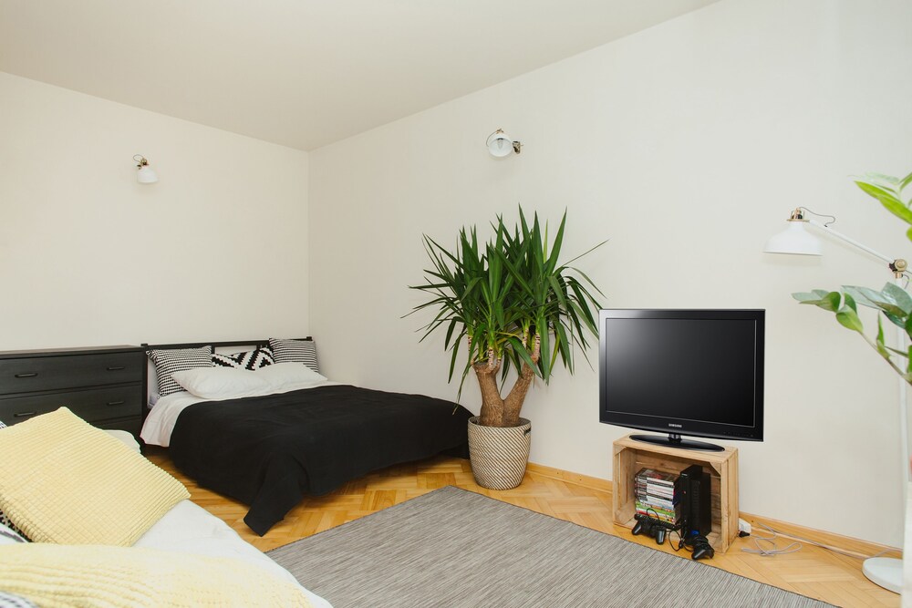 Lucka Rooms California Dreaming B24.2 — hotel in Wola