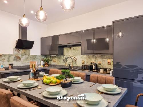 Spacious 5BR Home in Leafy Withington 19677 — 4-Star Luxury Hotel in Manchester, United Kingdom