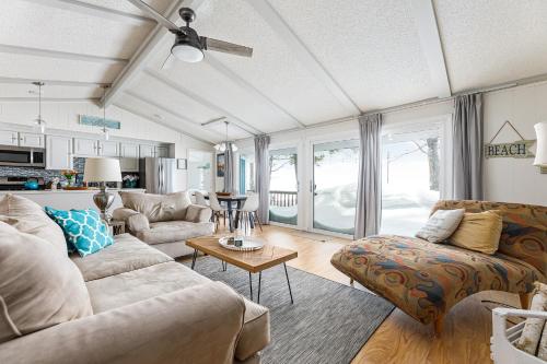 Lakeshore Luxe in Williamsburg, United States