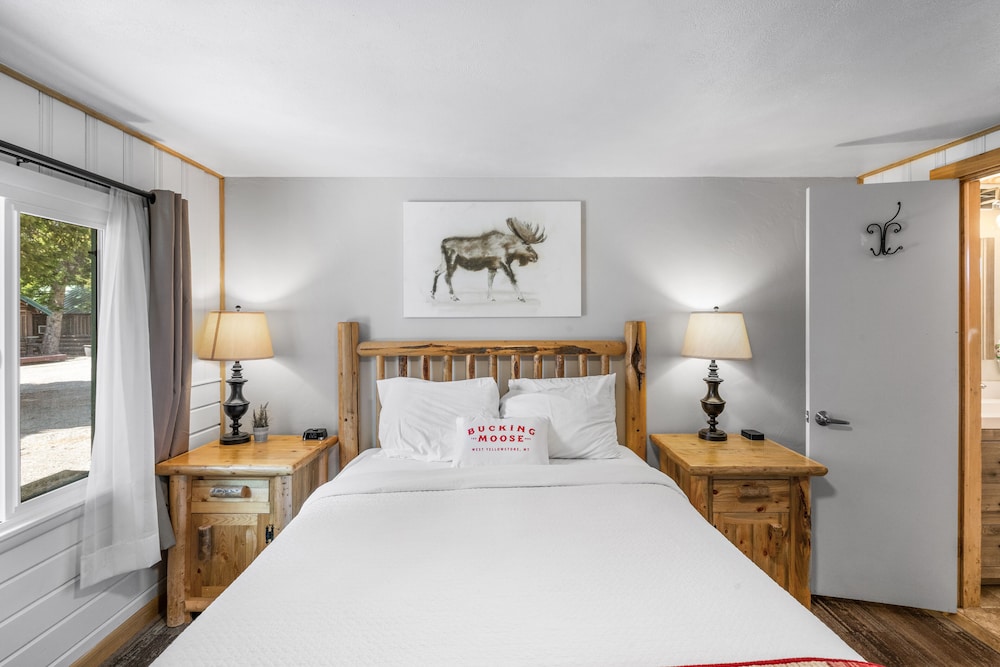 The Bucking Moose - photo 45