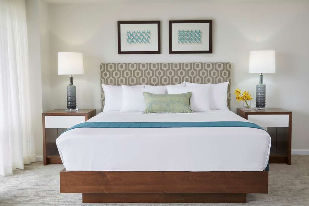 Ilikai Hotel & Luxury Suites - photo 9