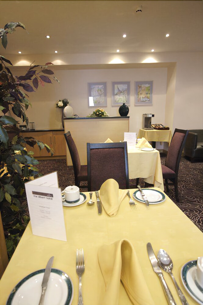 Albert Hotel - carbon neutral hotel in Kirkwall