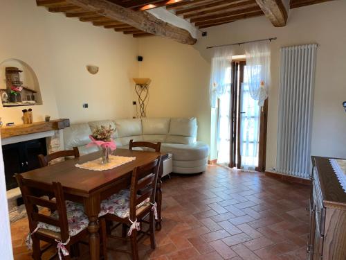 La Casa degli Archi — 4-Star Luxury Hotel in Montepulciano, Italy
