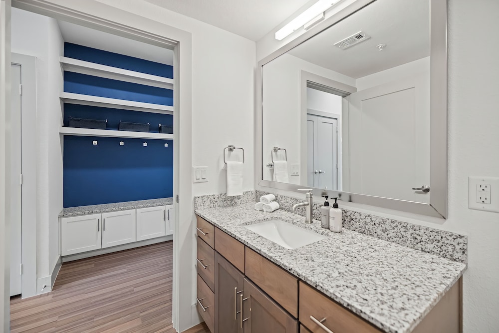 Placemakr Downtown Austin - photo 211