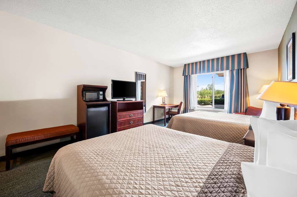 Best Western Annawan Inn - photo 17
