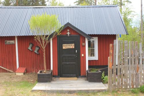 Farmers Shed — Asele