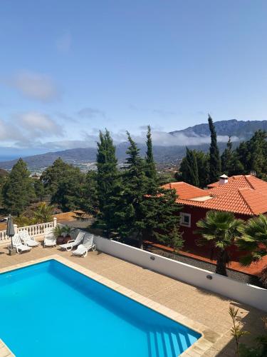 Villas Las Cercas — 4-Star Luxury Hotel in El Paso, Spain