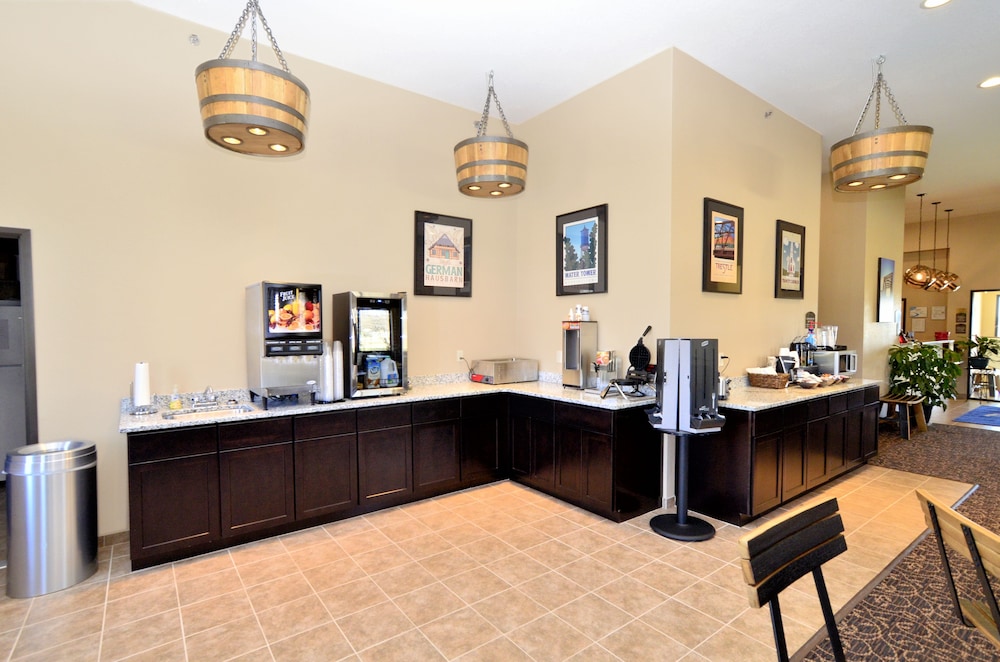 Cobblestone Inn & Suites Manning - photo 94