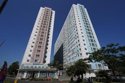 OYO 94024 Sentraland karawang By Aswin in Karawang, Indonesia