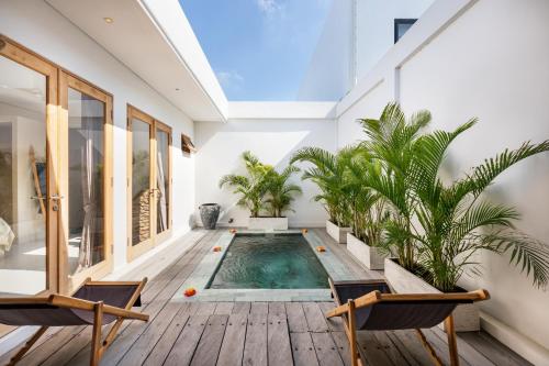 Spacious 1Br Villas in Seminyak — 4-Star Luxury Hotel in Seminyak, Indonesia