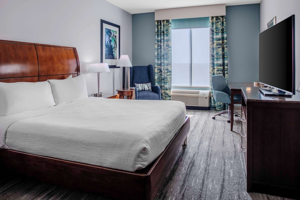 Hilton Garden Inn Charleston Mt. Pleasant - photo 6