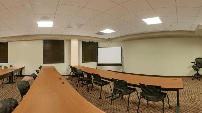Hampton Inn & Suites Highland - photo 14