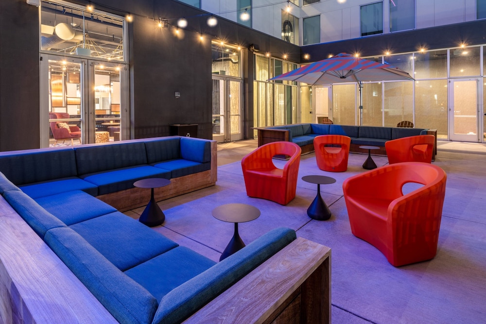 Aloft Austin South - photo 22