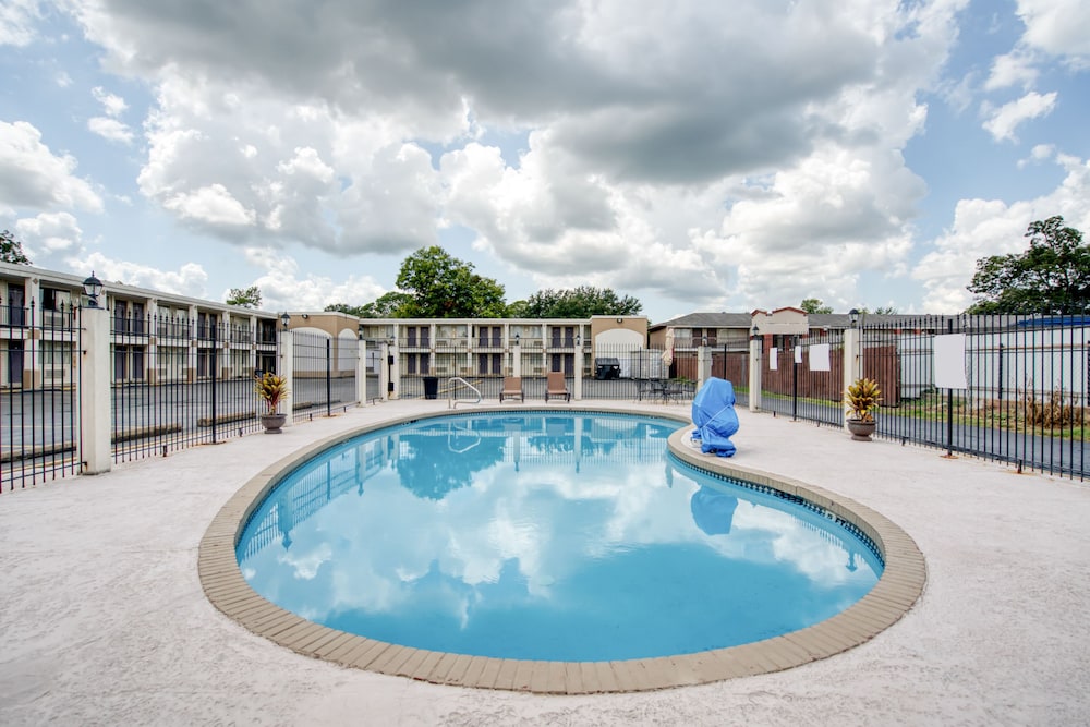 OYO Hotel Alexandria LA Hwy 165 in Alexandria, United States