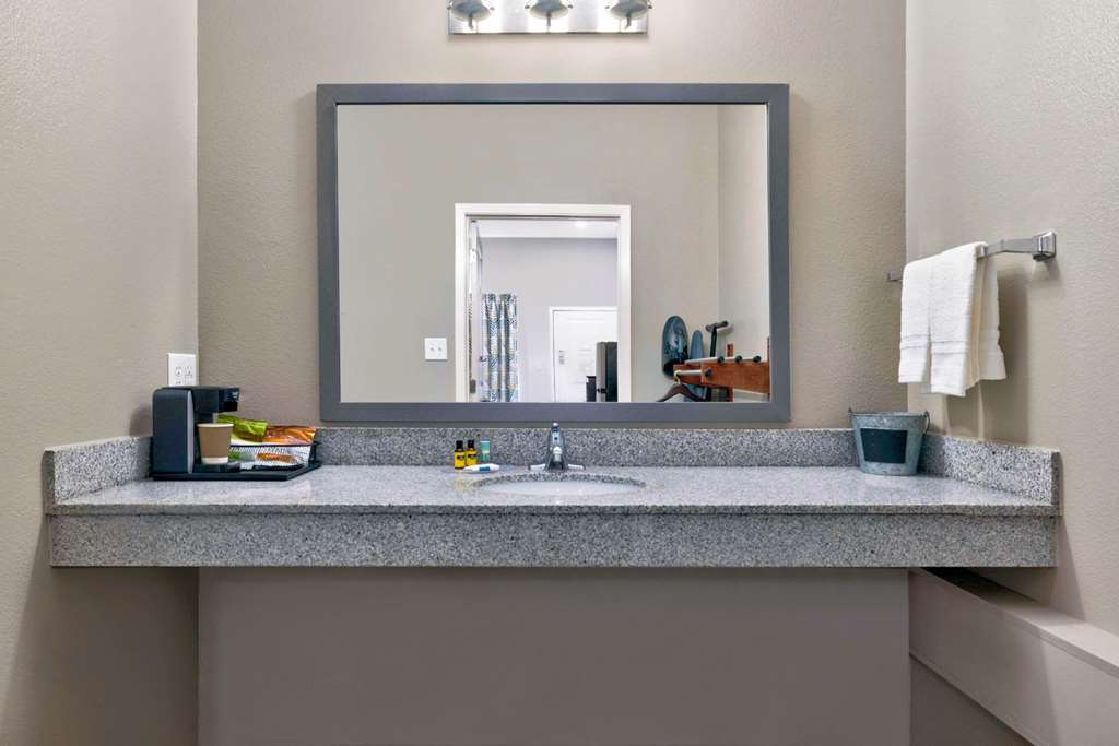 Studio 6 Pleasanton TX - photo 19