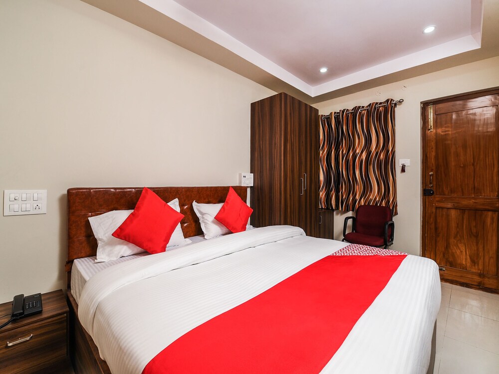 Hotel Renuka — 4-Star Luxury Hotel in Visakhapatnam, India