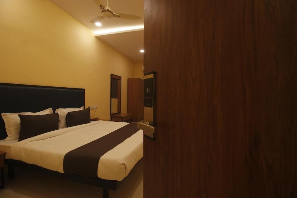 Hotel Mint Park — Unknown City — photo 2